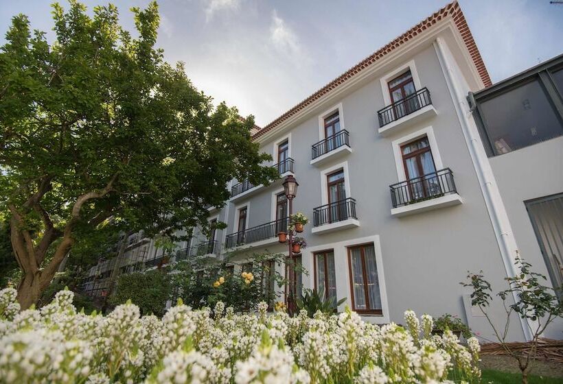 Azoris Angra Garden - Plaza Hotel