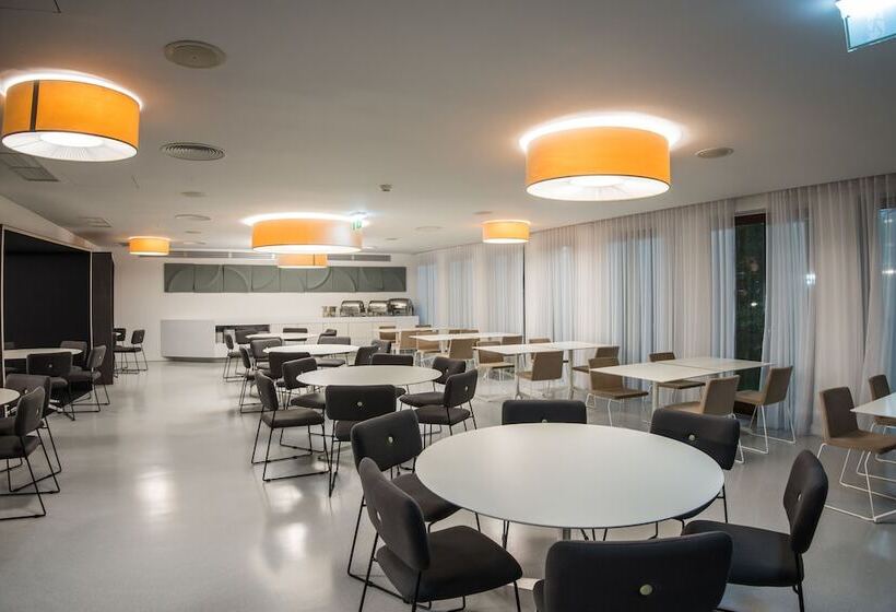 Azoris Angra Garden - Plaza Hotel