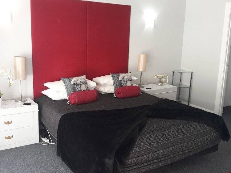 Bay Of Islands Country Lodge Motel