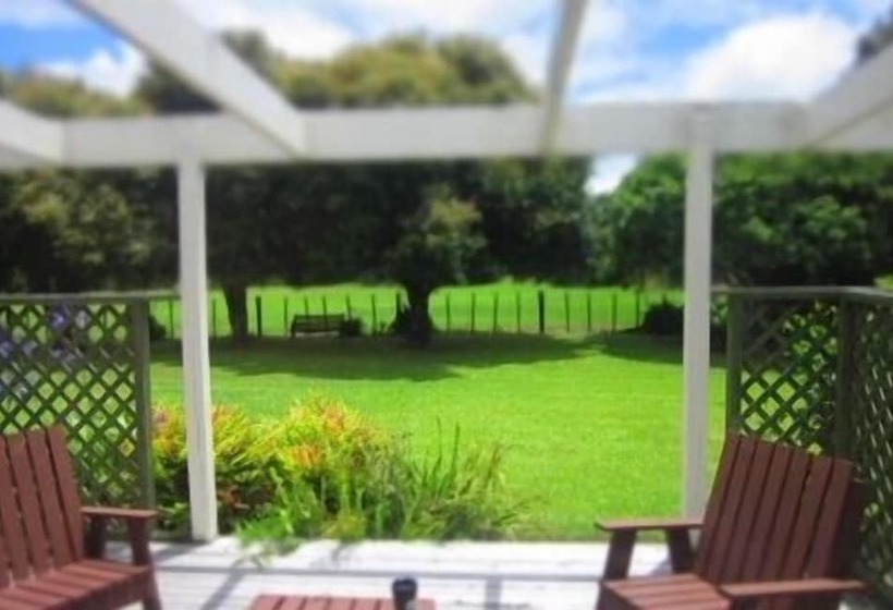 Bay Of Islands Country Lodge Motel