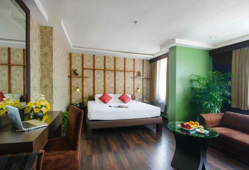 هتل La Corona Manila