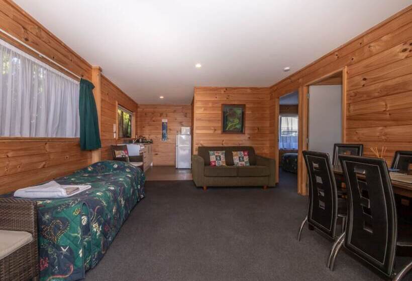Buller Bridge Motel