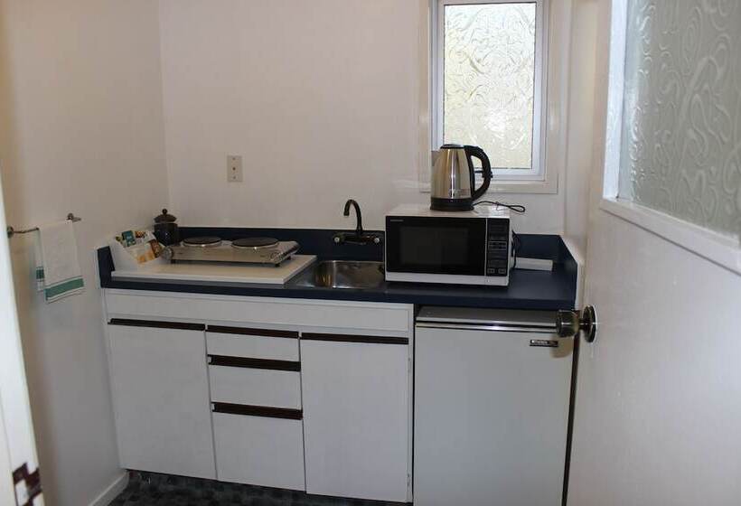 Cedar Lodge Motel Hamilton