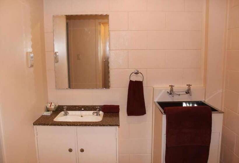 Cedar Lodge Motel Hamilton