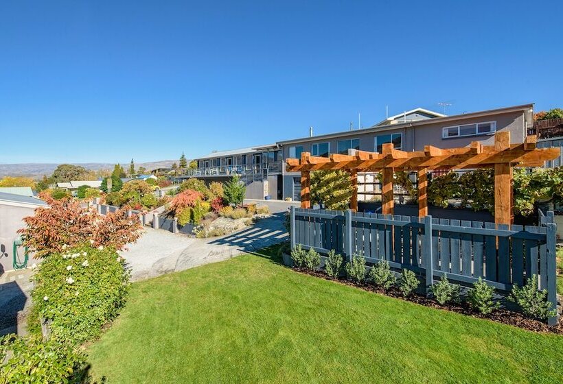 Central Gateway Motel