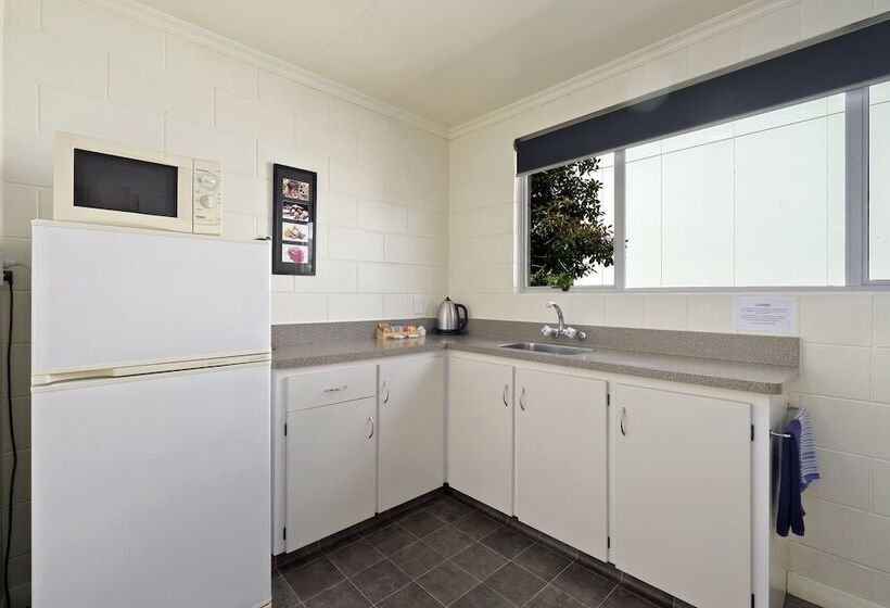 Central Gateway Motel