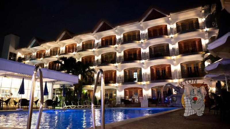 Clarkton Hotel Apartment