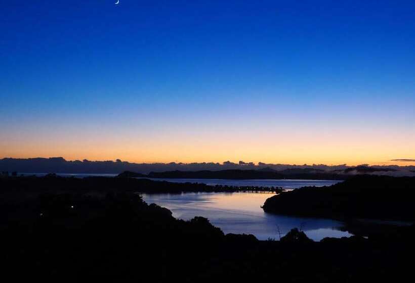 Cook's Lookout Motel