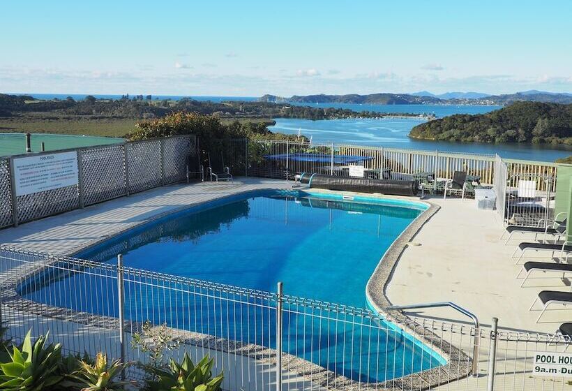 Cook's Lookout Motel