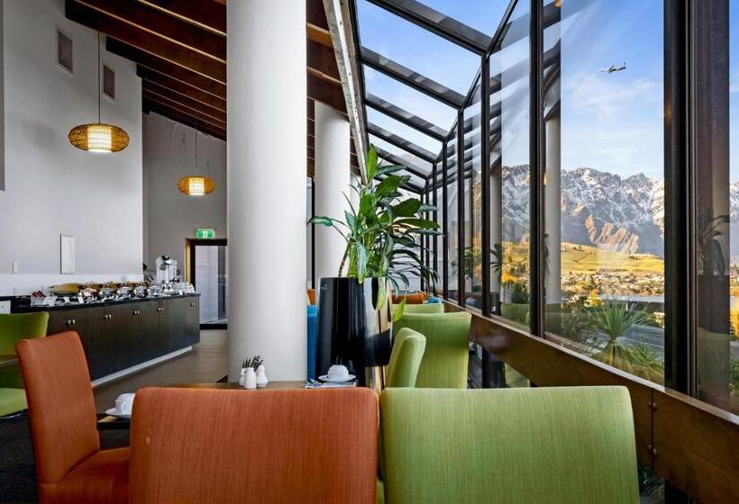 Copthorne Hotel & Apartments Queenstown Lakeview