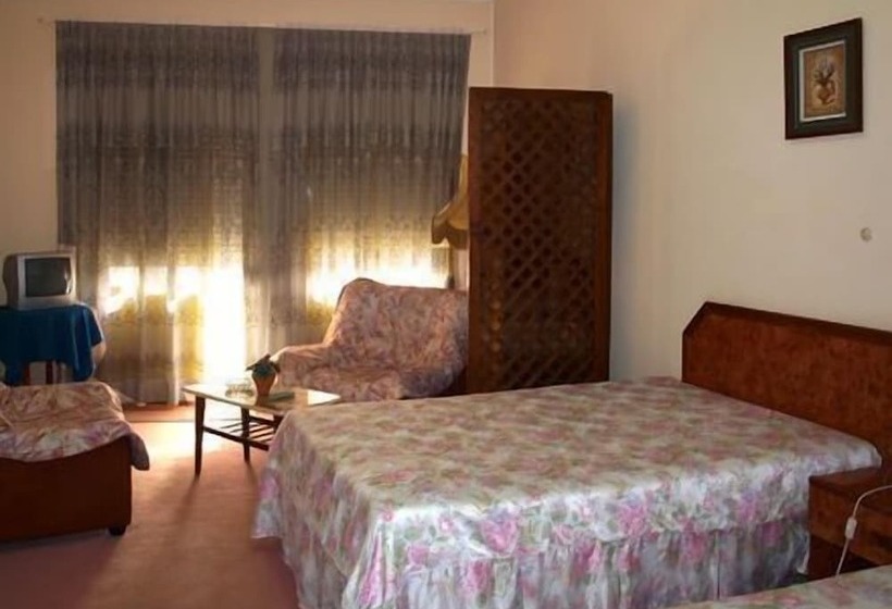 D. Carlos Residencial