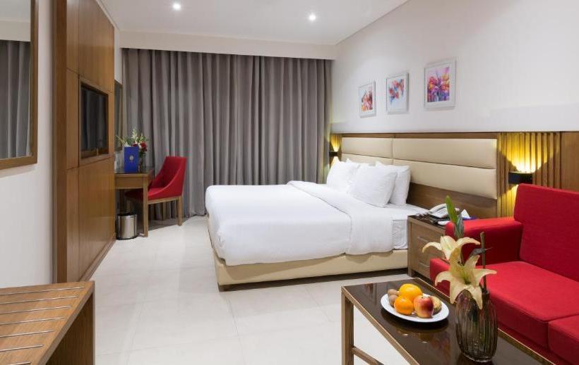 هتل Excelsior Karachi