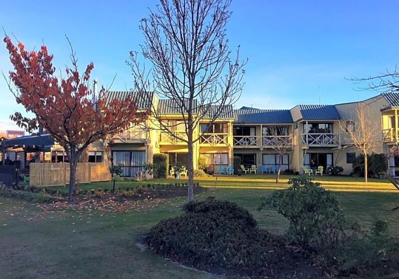 Asure Explorer Motel & Apartments