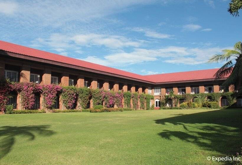 Fort Ilocandia Resort Hotel