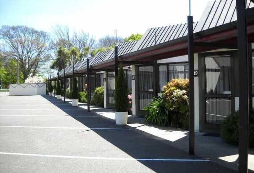 Gothic Heights Motel