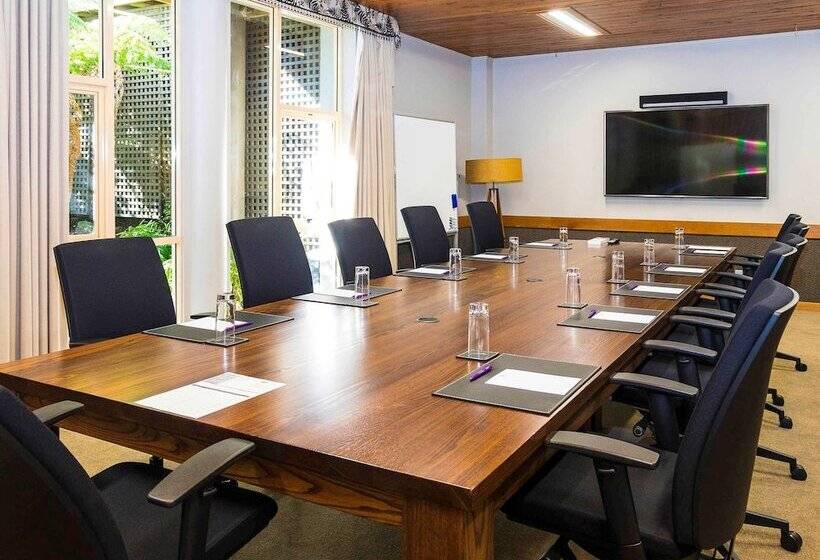 Grand Mercure Puka Park Resort