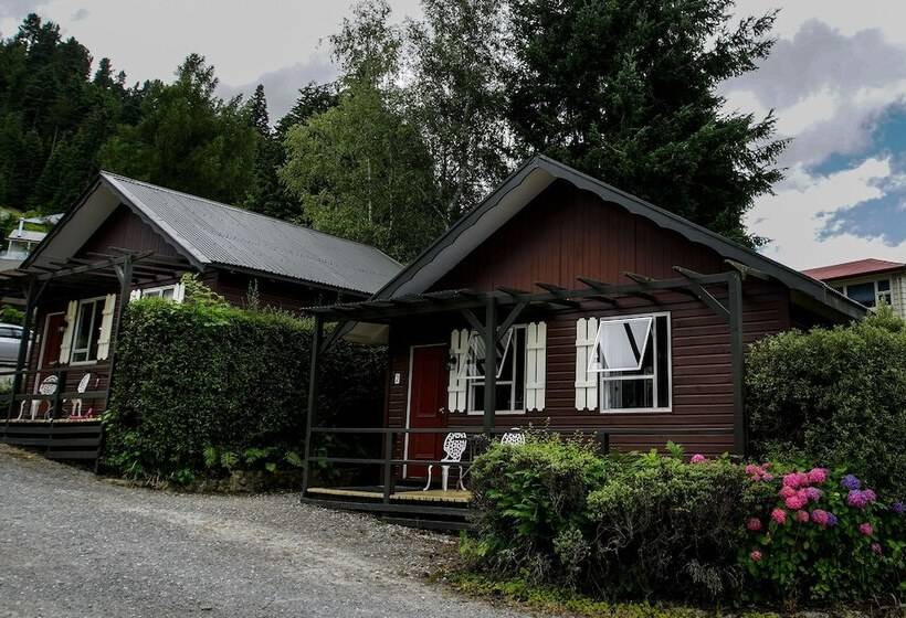 فندق على الطريق Greenacres Alpine Chalets & Villas