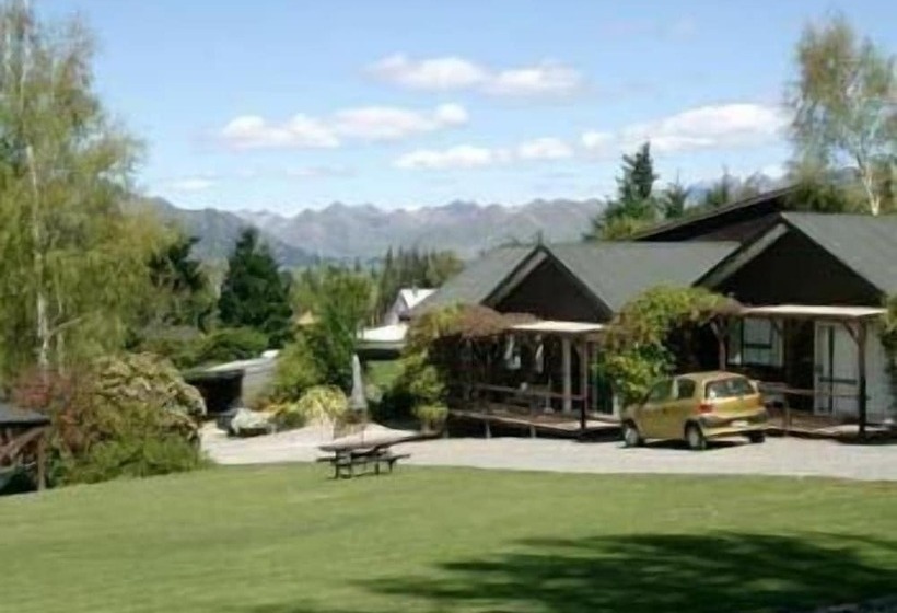 فندق على الطريق Greenacres Alpine Chalets & Villas