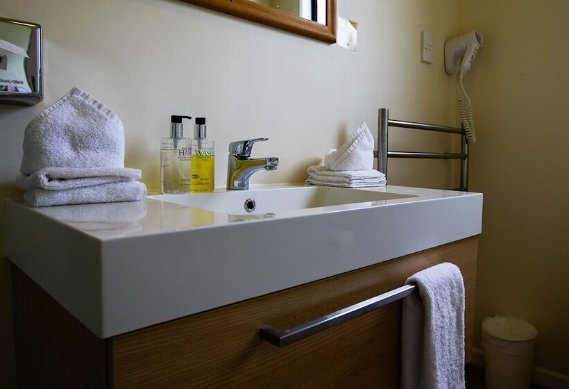 فندق على الطريق Greenacres Alpine Chalets & Villas