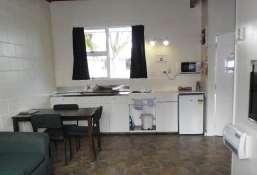 Greymouth Kiwi Holiday Park & Motels