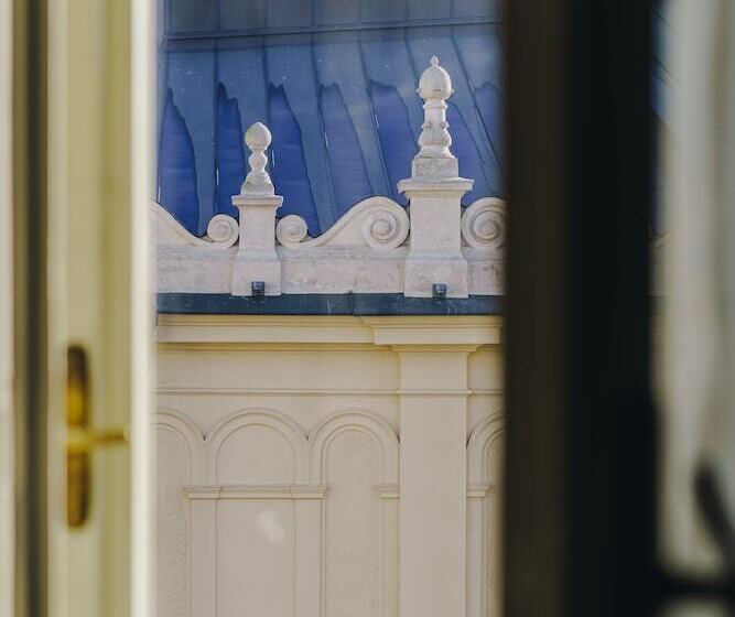 H15 Francuski Old Town   Destigo Hotels