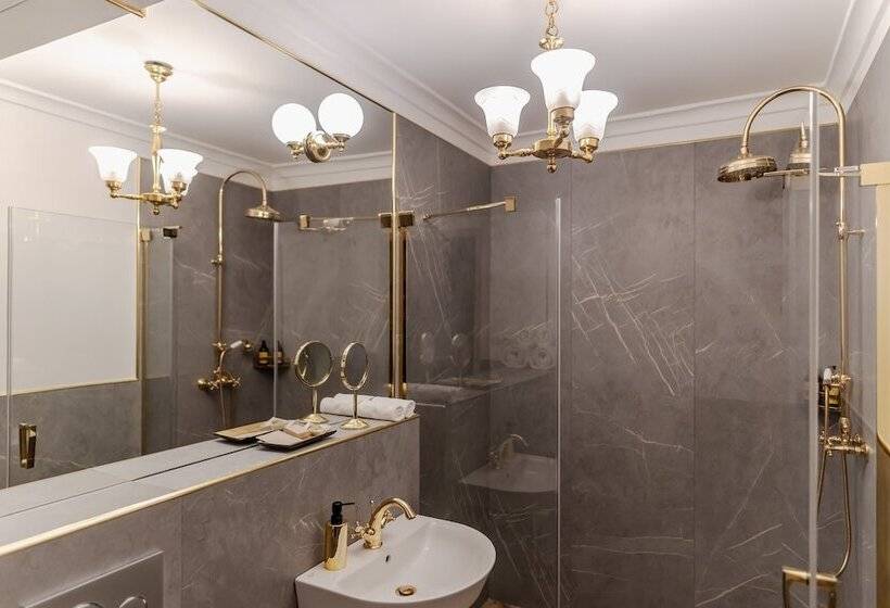 H15 Francuski Old Town   Destigo Hotels