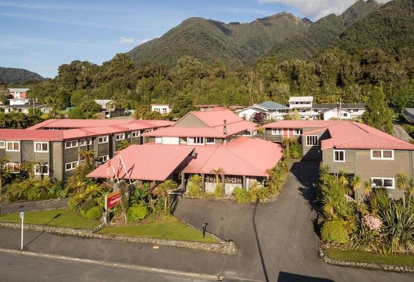 Heartland Hotel Glacier Country