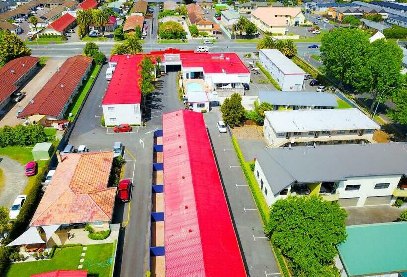 Отель Aaron Court Motor Inn