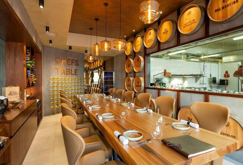 هتل AP Eva Senses