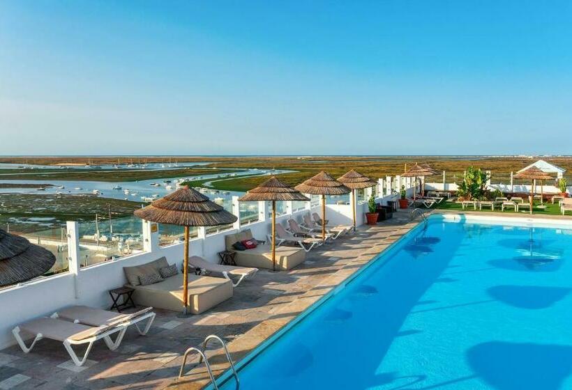 هتل AP Eva Senses