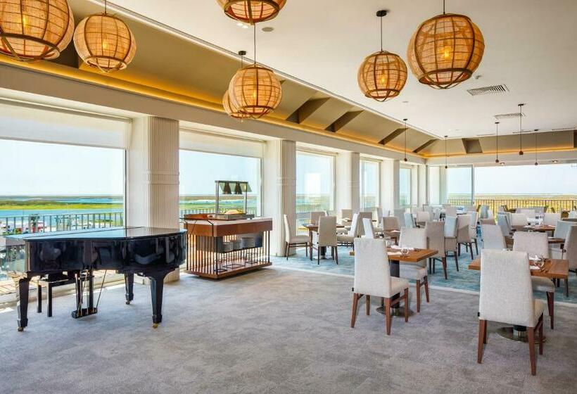 هتل AP Eva Senses