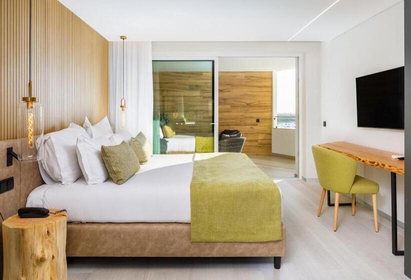 هتل AP Eva Senses