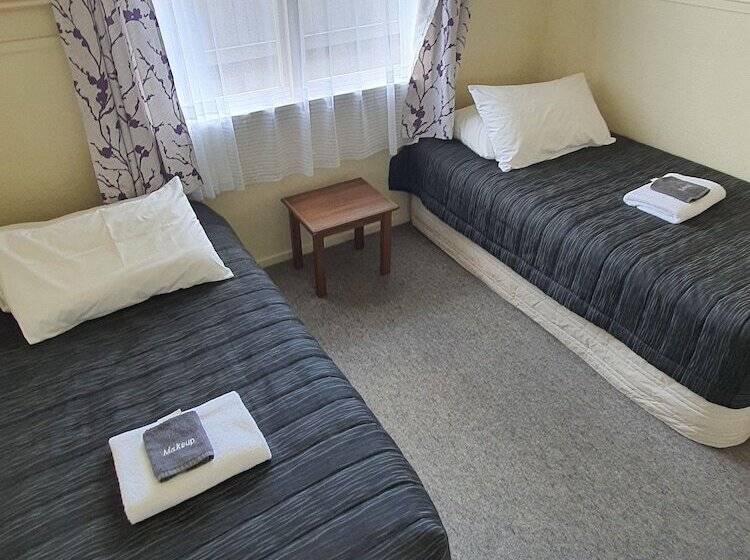 בית מלון כפרי Ascot Motor Lodge