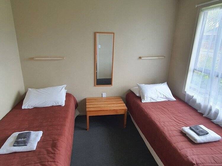 בית מלון כפרי Ascot Motor Lodge