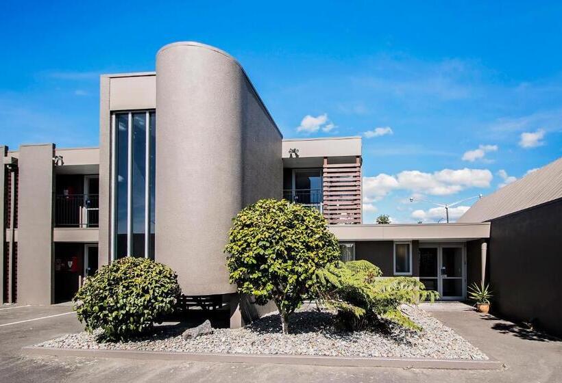 בית מלון כפרי Aspree Motor Inn