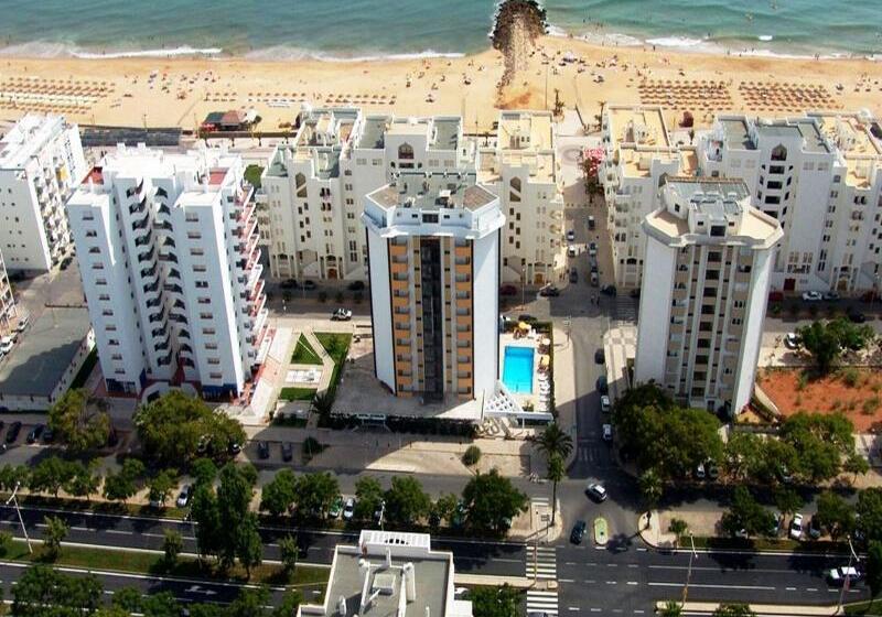 בית מלון כפרי Atismar