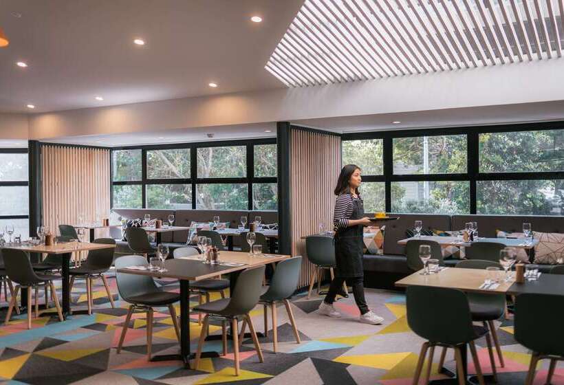 בית מלון כפרי Atura Wellington