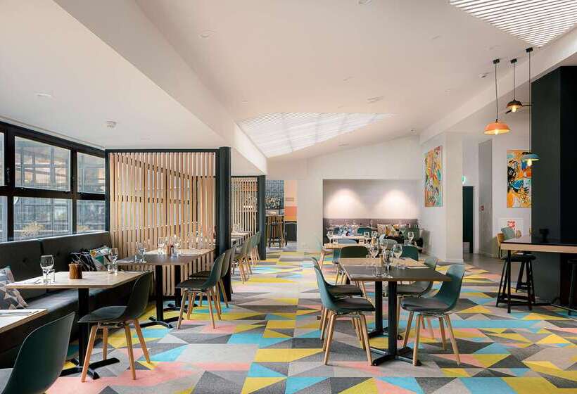 בית מלון כפרי Atura Wellington