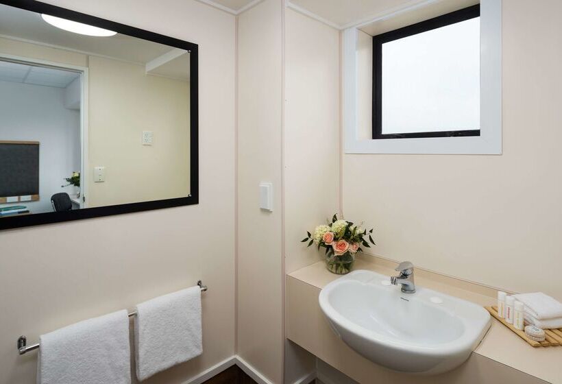 בית מלון כפרי Atura Wellington