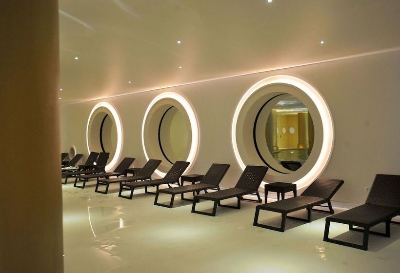 בית מלון כפרי Axis Vermar Conference & Beach