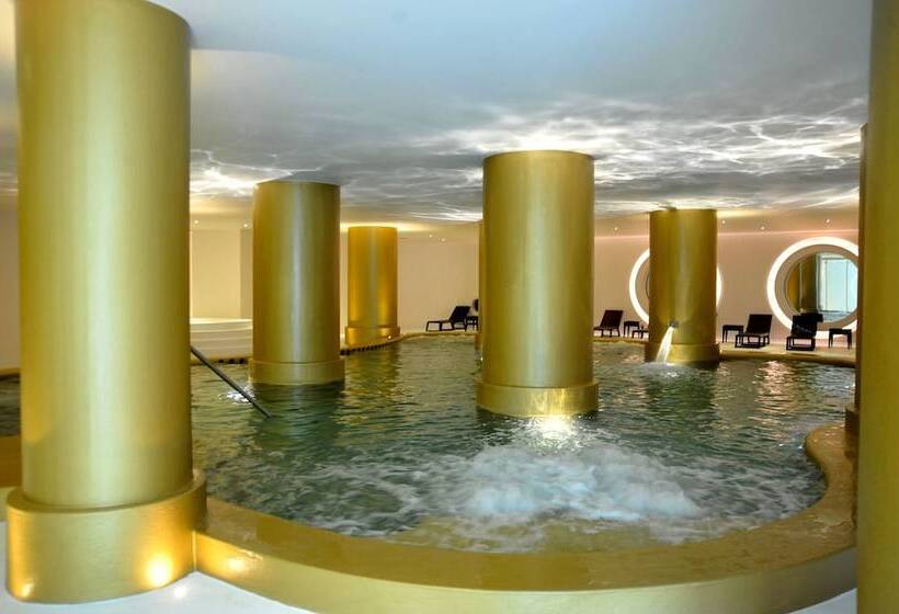 בית מלון כפרי Axis Vermar Conference & Beach