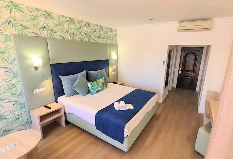 هتل Baia Cristal Beach & Spa Resort