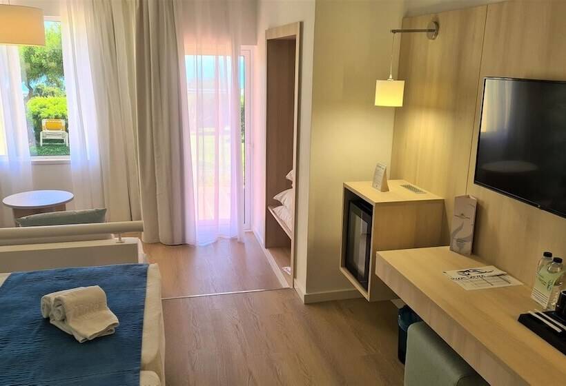 هتل Baia Cristal Beach & Spa Resort