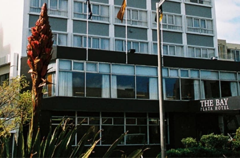 호텔 Bay Plaza