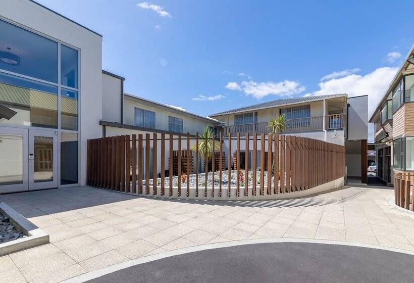 Beachfront Hotel Hokitika