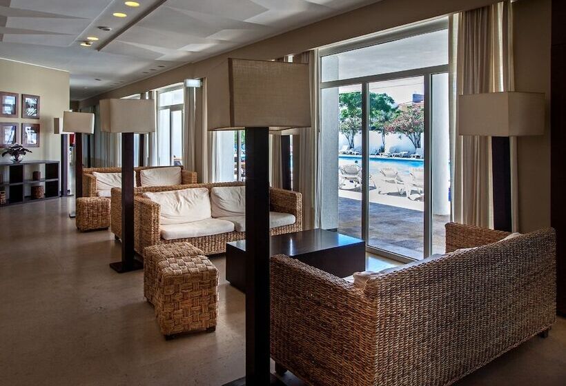 酒店 Carcavelos Beach