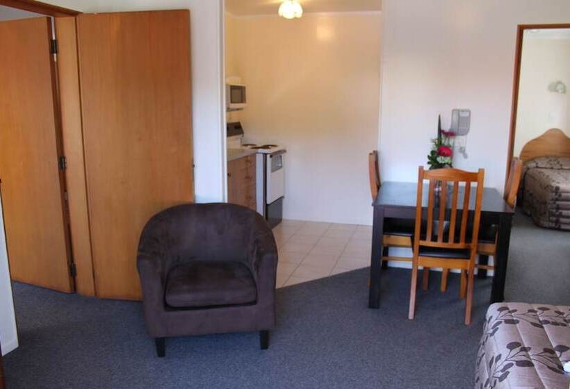 호텔 Cherry Court Motor Lodge