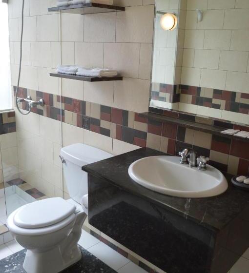 هتل Collacocha B&b