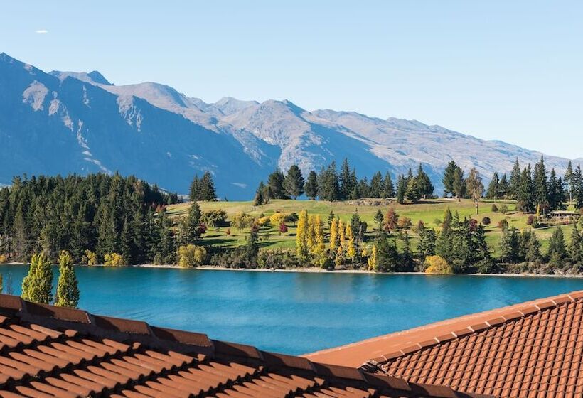 Copthorne Hotel & Resort Lakefront Queenstown
