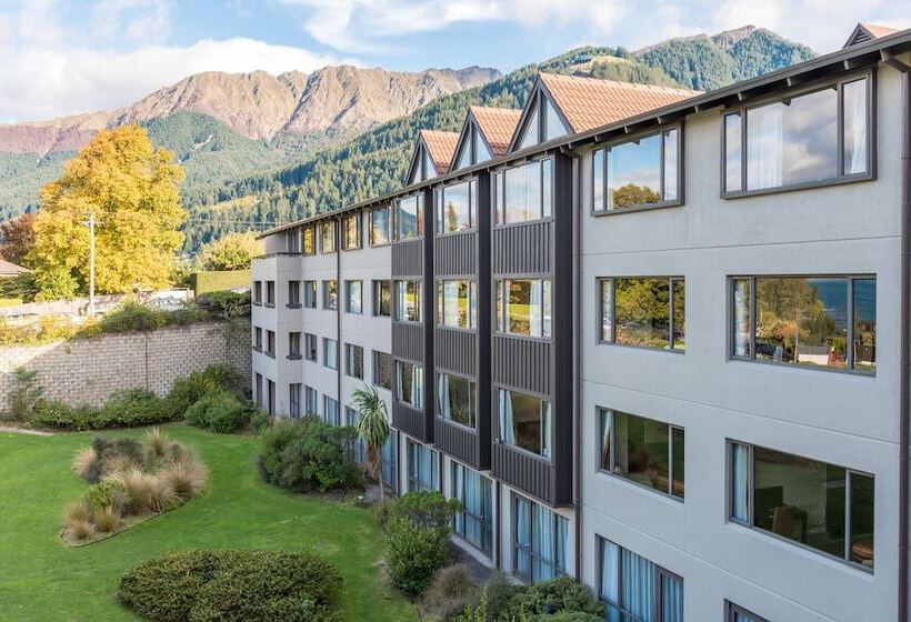 Copthorne Hotel & Resort Lakefront Queenstown